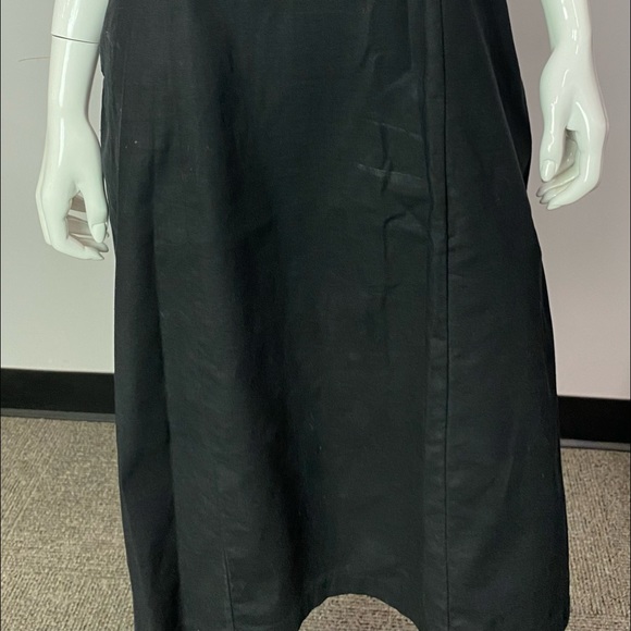 Black Dress - Picture 2 of 2